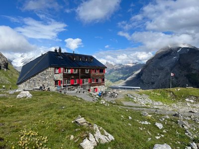 Lämmerenhütte (2502m) | Glauser Annina Lämmerenhütte (2502m) | Glauser Annina