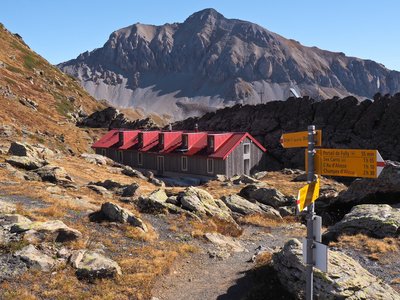 Demecre Cabane (2361 m) | Carron Daniel